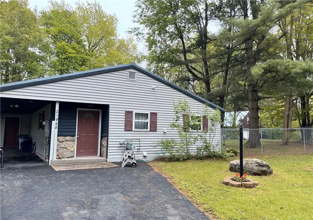 Homes for sale in Le Ray, NY | 21948 Admirals, Le Ray, NY 13601 | MLS# R1682443