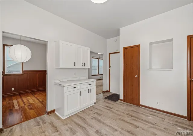 Homes for sale in Buffalo, NY | 182 Lancaster Ave, Buffalo, NY 14222 | MLS# B1676162