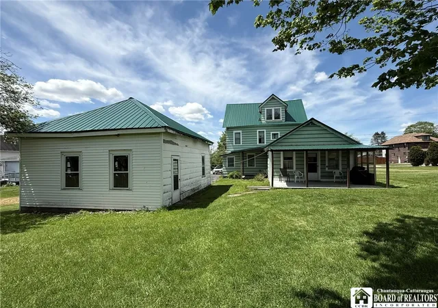 Photo 3 of Sale Pending at 536 King St, Olean, NY 14760 | MLS# R1682155 | Listing updated on 2026-07-31