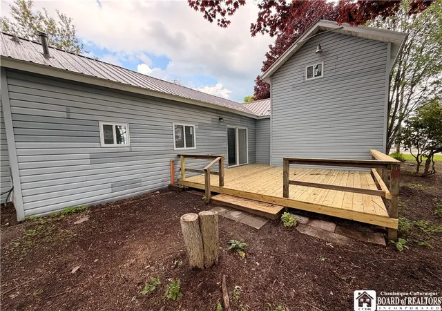 Homes for sale in Dayton, NY | 75 1St Ave, Dayton, NY 14138 | MLS# R1682408