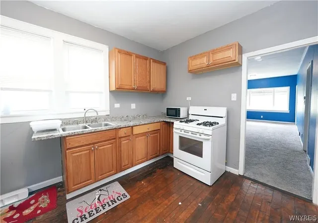 Homes for sale in Buffalo, NY | 64 Ontario St, Buffalo, NY 14207 | MLS# B1682606