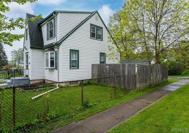 Homes for sale in Cheektowaga, NY | 252 Oehman Blvd, Cheektowaga, NY 14225 | MLS# B1682597