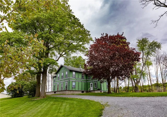 2nd image of 953 Howland Rd, Shortsville, NY 14548 | MLS# R1682195