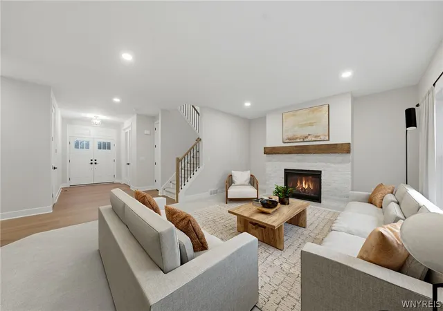 Photo 4 of Single family home for sale at 3941 Wheatfield Xing, Wheatfield, NY 14120 | MLS# B1678457 | Listing updated on 2026-05-25