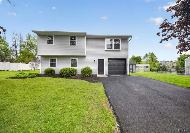 Homes for sale in Clay, NY | 3728 Pendulum, Clay, NY 13027 | MLS# S1682592