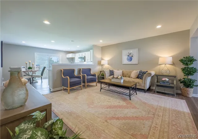 2nd image of 20 Cloverleaf Ct #2, Depew, NY 14043 | MLS# B1682361