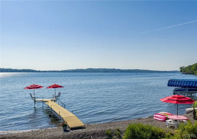 3rd image of 2287 Bockes Rd, Skaneateles, NY 13152 | MLS# S1682455