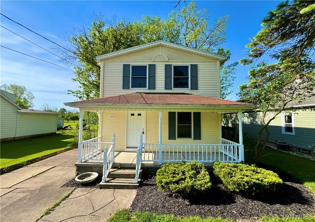 1st image of 2554 Niagara Rd, Wheatfield, NY 14304 | MLS# B1682664