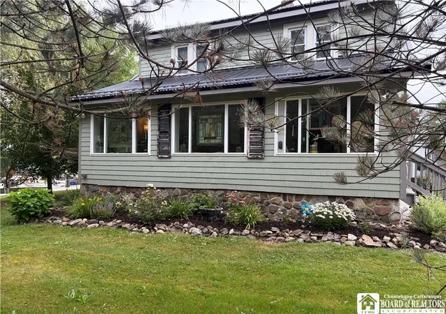 Photo 4 of Single family home for sale at 2388 W Lake Rd, Ashville, NY 14710 | MLS# R1681992 | Listing updated on 2026-08-01