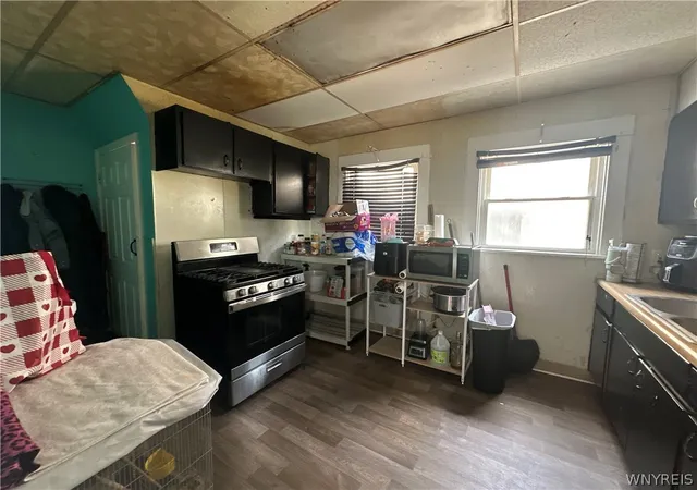 2nd image of 99 Gallatin Ave, Buffalo, NY 14207 | MLS# B1682376