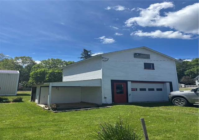 Homes for sale in Hornell, NY | 14 W Pine St, Hornell, NY 14843 | MLS# R1682245