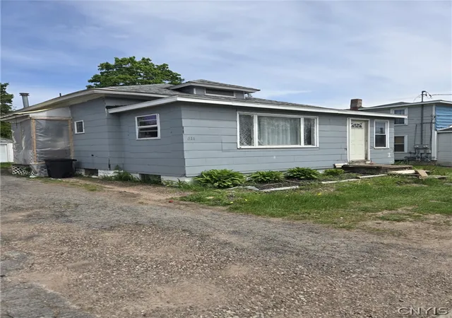 1st image of 611 S 4th St, Fulton, NY 13069 | MLS# S1682697