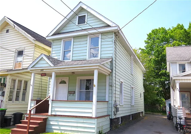 Homes for sale in Herkimer, NY | 319 1/2 Pleasant Ave, Herkimer, NY 13350 | MLS# S1682765