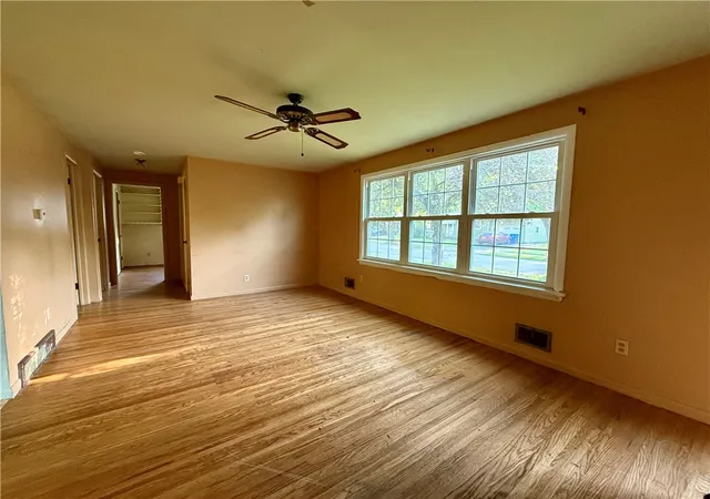 Homes for sale in Rochester, NY | 116 Lemoyn Ave, Rochester, NY 14612 | MLS# R1682842