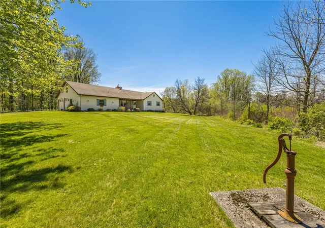 Homes for sale in Macedon, NY | 827 Turner Rd, Macedon, NY 14522 | MLS# R1677985