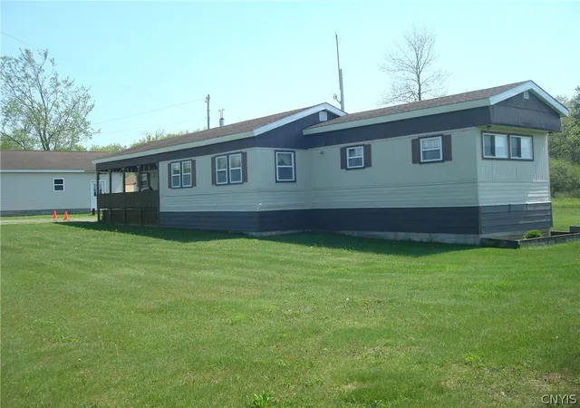 Homes for sale in Clayton, NY | 37207 Clayton Center Rd, Clayton, NY 13624 | MLS# S1682441