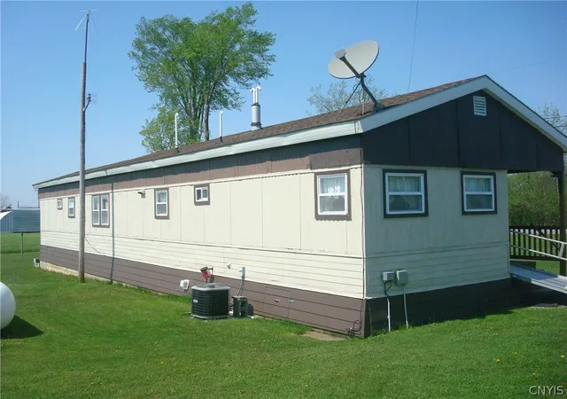 Homes for sale in Clayton, NY | 37207 Clayton Center Rd, Clayton, NY 13624 | MLS# S1682441