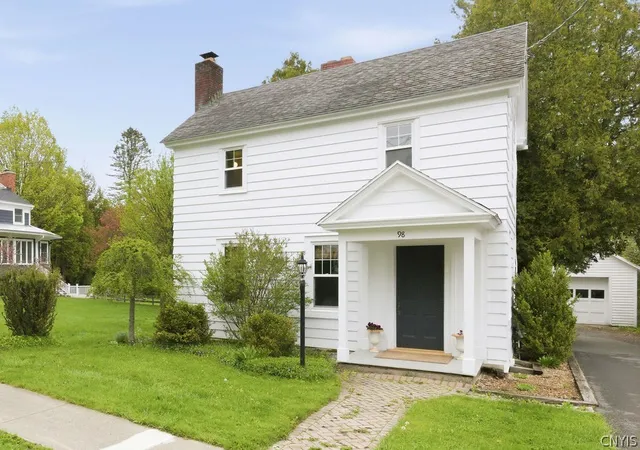 Homes for sale in Cazenovia, NY | 98 Lincklaen St, Cazenovia, NY 13035 | MLS# S1679822