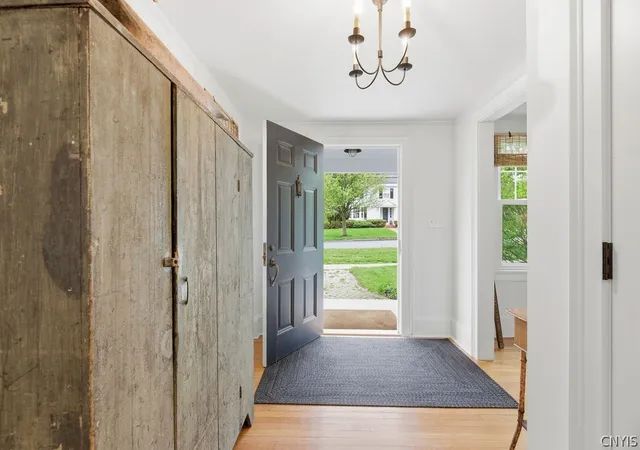 Homes for sale in Cazenovia, NY | 98 Lincklaen St, Cazenovia, NY 13035 | MLS# S1679822