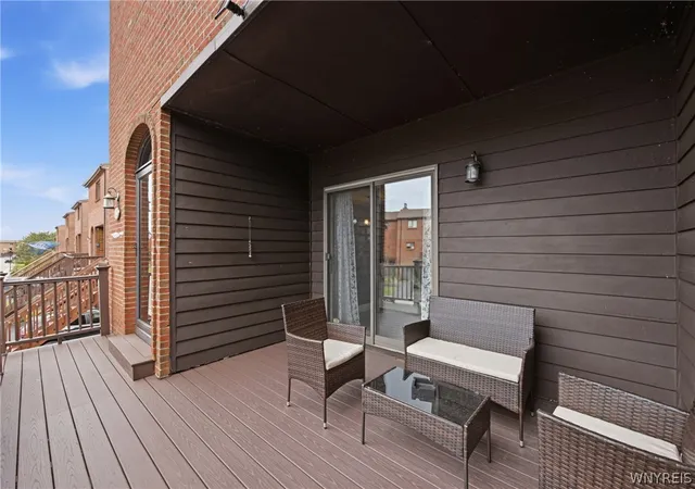 2nd image of 339 Lakefront Blvd, Buffalo, NY 14202 | MLS# B1682587