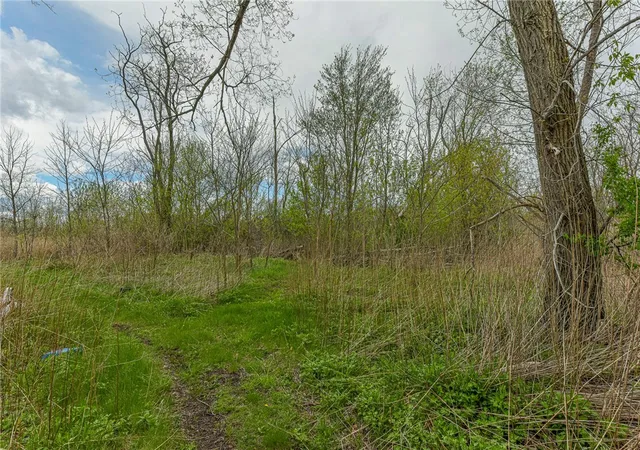 32nd image of 5058 W Ridge Rd, Parma, NY 14559 | MLS# R1676939