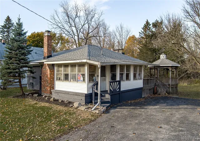 Homes for sale in North Tonawanda, NY | 148 Cramer St, North Tonawanda, NY 14120 | MLS# B1682638