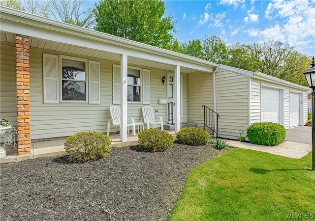 5th image of 7 The Common, Lockport City, NY 14094 | MLS# B1682679