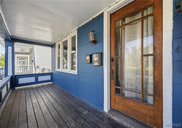 4th image of 182 Peter St, Buffalo, NY 14207 | MLS# B1682713