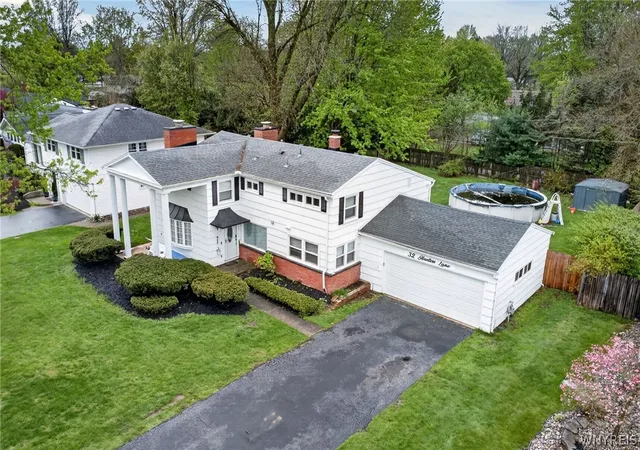 45th image of 32 Hunters Ln, Buffalo, NY 14221 | MLS# B1683027