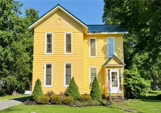 Homes for sale in Brutus, NY | 9006 Jackson St, Brutus, NY 13166 | MLS# S1682845