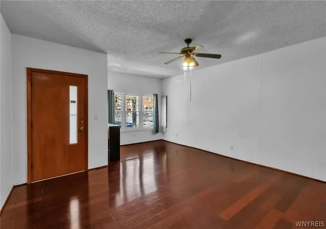 Homes for sale in Buffalo, NY | 95 Guernsey St, Buffalo, NY 14207 | MLS# B1682864
