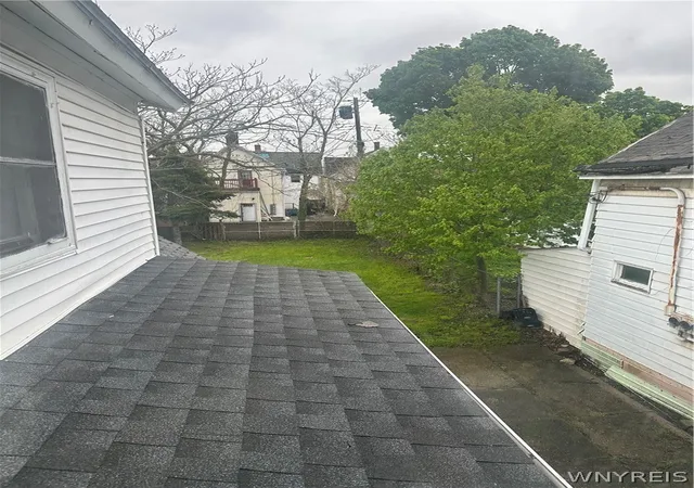 2nd image of 27 Central Ave, Buffalo, NY 14206 | MLS# B1682044