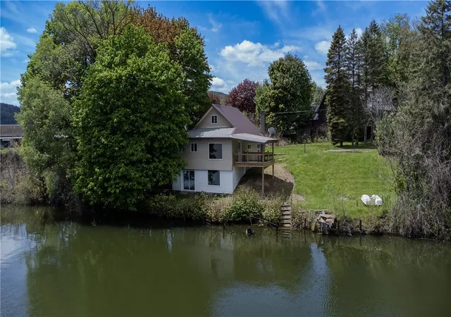 Homes for sale in Bath, NY | 6991 East William Ext, Bath, NY 14810 | MLS# R1682484