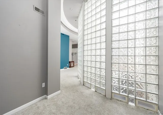 3rd image of 231 Richmond Ave #11, Buffalo, NY 14222 | MLS# B1677131