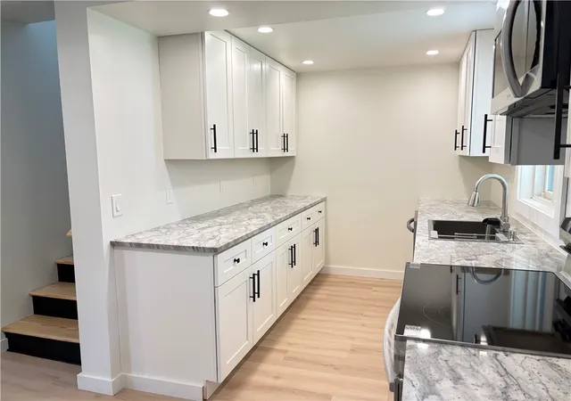 4th image of 28 Fair St, Oneonta, NY 13820 | MLS# R1680882