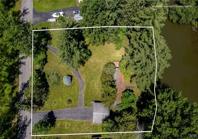3rd image of 8196 Kneeskern Rd, Bridgeport, NY 13030 | MLS# S1683161