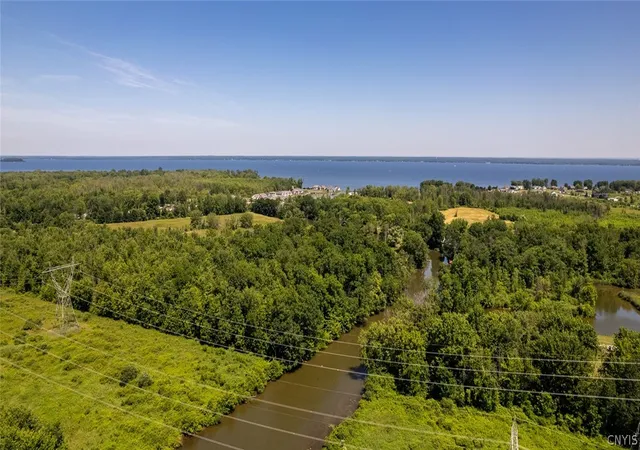 5th image of 8196 Kneeskern Rd, Bridgeport, NY 13030 | MLS# S1683161