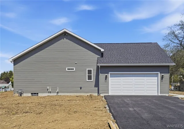 3rd image of 25 Buell St, Akron, NY 14001 | MLS# B1683110