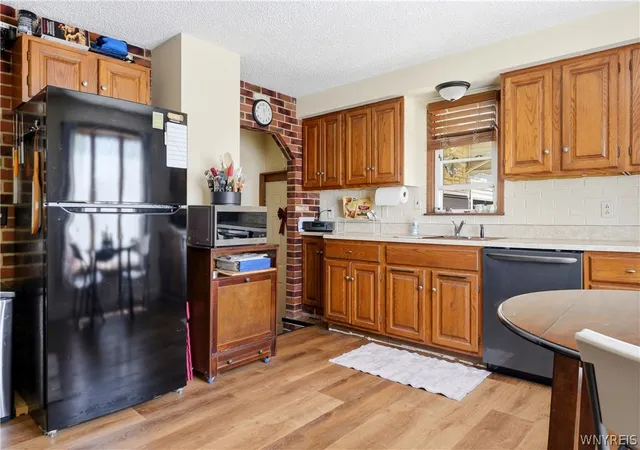 2nd image of 103 Waverly Ave, Tonawanda, NY 14217 | MLS# B1682964