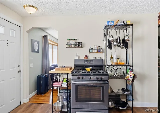 4th image of 103 Waverly Ave, Tonawanda, NY 14217 | MLS# B1682964