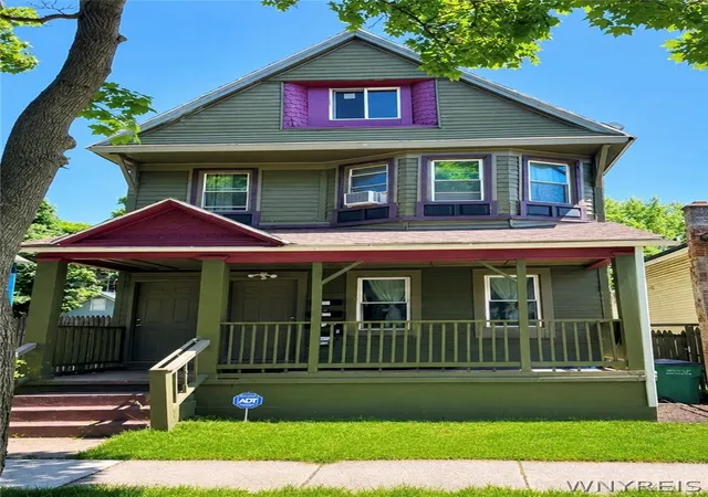 1st image of 163 16th St, Buffalo, NY 14213 | MLS# B1683173
