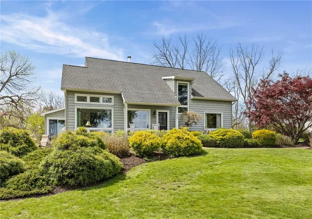 Homes for sale in Sodus, NY | 8328 Lake St, Sodus, NY 14555 | MLS# R1681735