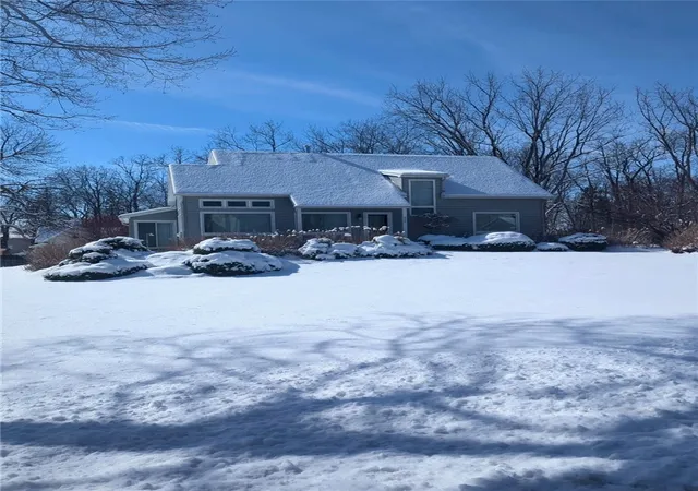Homes for sale in Sodus, NY | 8328 Lake St, Sodus, NY 14555 | MLS# R1681735
