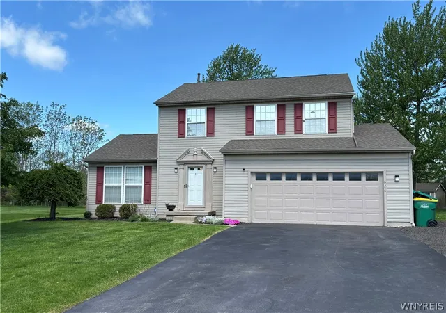 2nd image of 6356 Heritage Pt N, Lockport, NY 14094 | MLS# B1682750