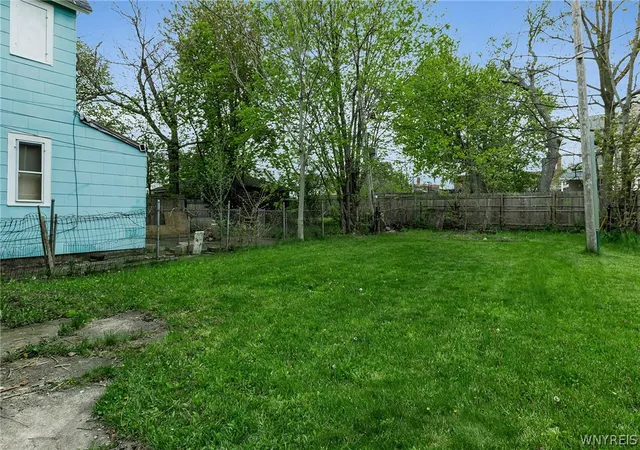 48th image of 302 Massachusetts Ave, Buffalo, NY 14213 | MLS# B1681799