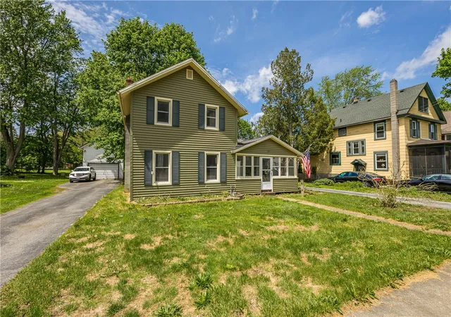 Homes for sale in Palmyra, NY | 129 Gates St, Palmyra, NY 14522 | MLS# R1682051