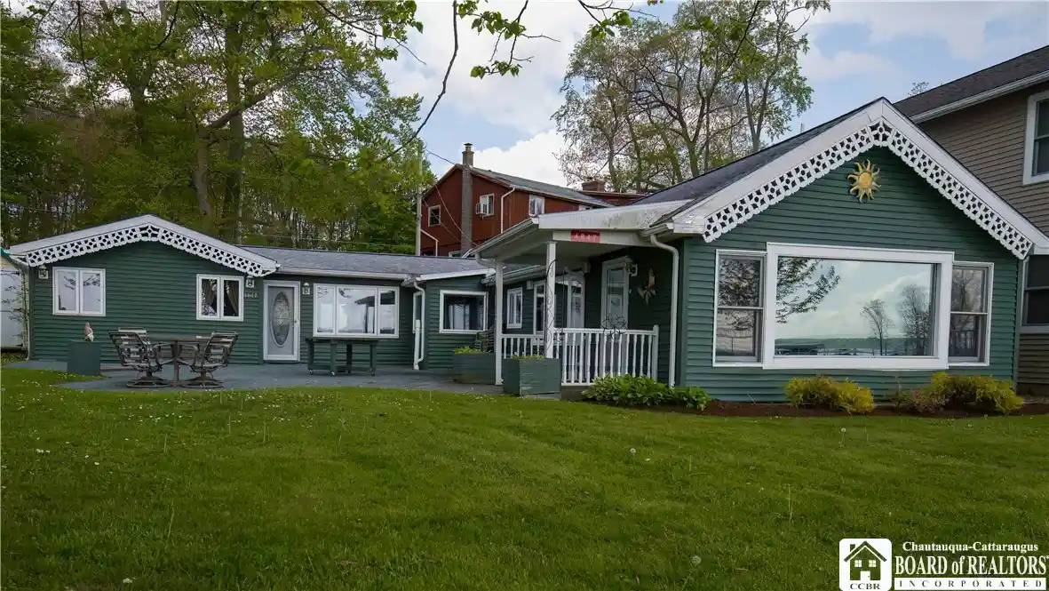 Photo 1 of Single family home for sale at 4847 Chautauqua Ave, Bemus Point, NY 14712 | MLS# R1682507 | Listing updated on 2026-10-27