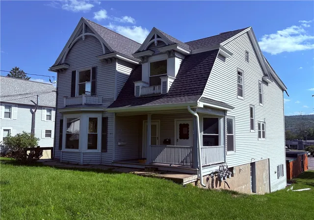33rd image of 19 Bronk St, Oneonta, NY 13820 | MLS# R1683002