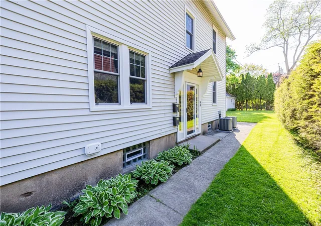Photo 3 of Sale Pending at 91 93 Sylvan Rd, Rochester, NY 14618 | MLS# R1682755 | Listing updated on 2026-06-02
