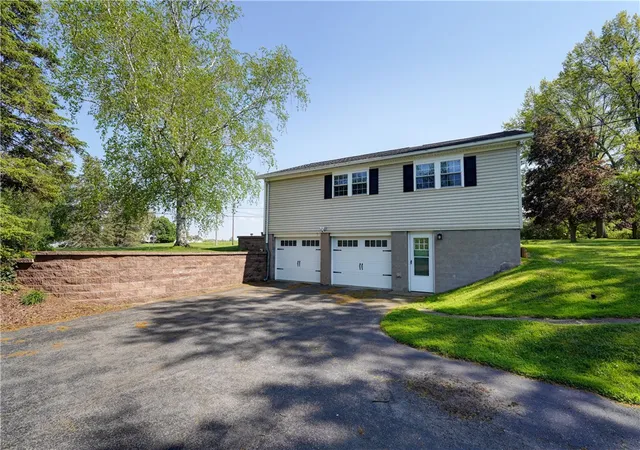 5th image of 815 Gallup Rd, Sweden, NY 14559 | MLS# R1682901
